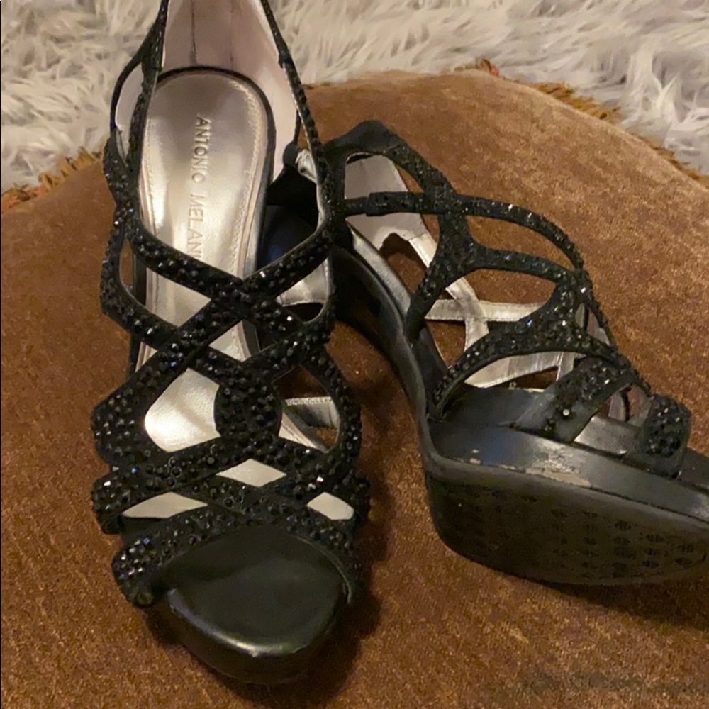 High heels - Picture 3 of 3
